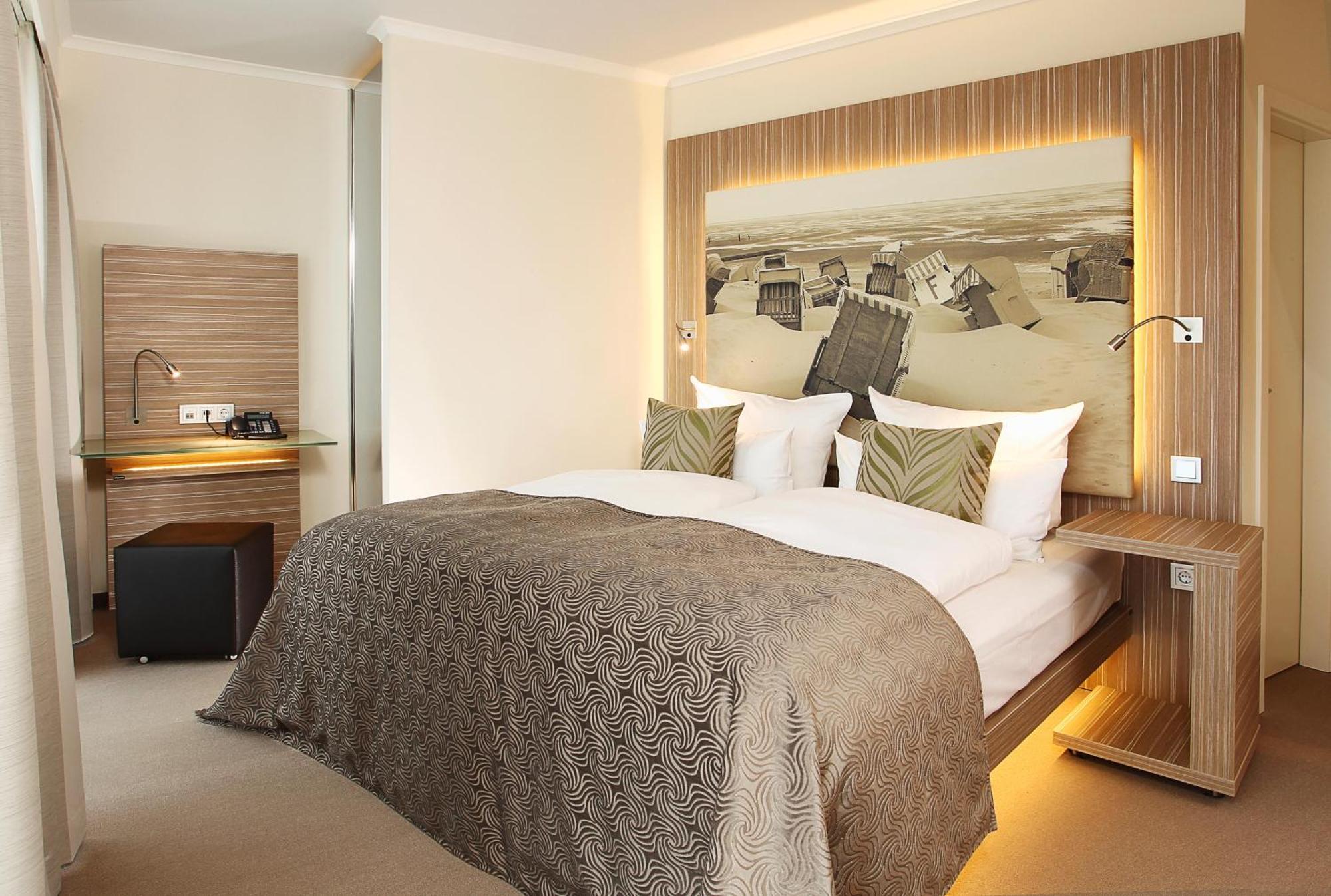 Hotel Strandhotel Duhnen 4*